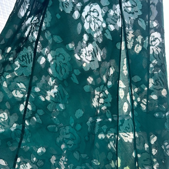 Victoria’s Secret Green Sheer Night Gown S - Picture 3 of 5
